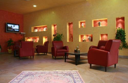 Teggiano Hotel | Relax at Marchesina Resort: Pet-Friendly and Family Ready