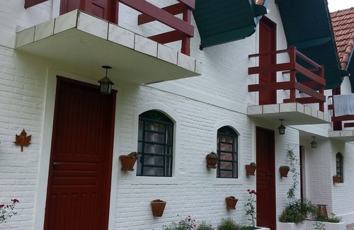 Monte Verde Ski Chalet | Discover Marcita Chale: Your Mountain Retreat Awaits