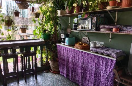 Kuching House | Pet-Friendly Marco Polo Guest House with Family Amenities