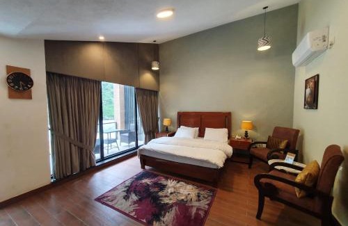Khyber Pakhtunkhwa Hotel | Discover Marco Polo Resort Kaghan: Family-Friendly Escape