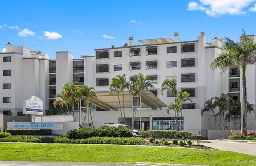 Marcoola Apartment | Oceanfront Marcoola Beach Resort 2 Bedroom Getaway