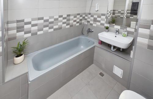 Resita Apartment | Convenient Marcos Apartments with Self Check-In & Family-Friendly