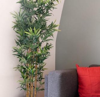 Marcq-en-Baroeul Apartment | Discover Comfort in Marcq en Baroeul - Family-Friendly Stay