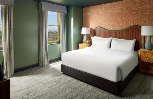 Walla Walla Hotel | Pet-Friendly Comfort at the Marcus Whitman Hotel