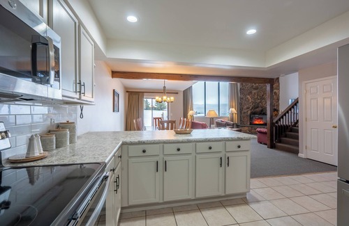 Lake Placid Condo | Experience Marcy Lodge with Breathtaking Mountain Views