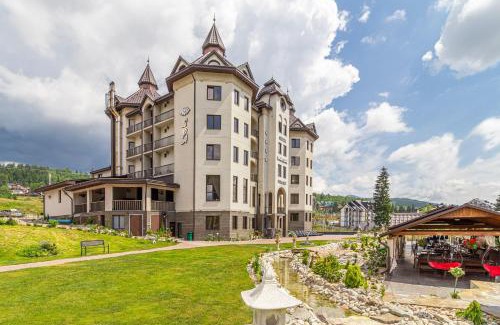 Bukovel Hotel | Discover Mardan Palace SPA Resort with Ocean Views & Pool