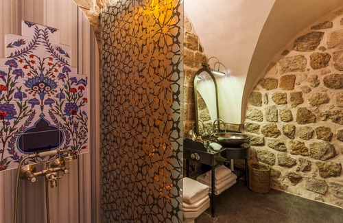 Artuklu Hotel | Experience History at Mardius Tarihi Konak - Rated 9.6/10