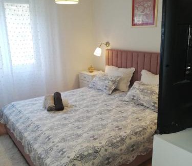 Omis Apartment | Family-Friendly Mare: Perfect Stay with 10/10 Guest Rating
