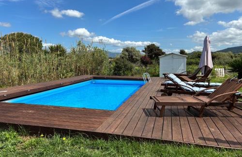 Valledoria Apartment | Beautiful Mare Hotel: Oceanfront Bliss with Pool Access