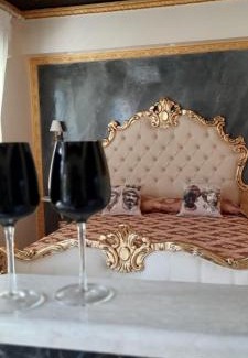 Mazzeo Bed & Breakfast | Oceanfront Mare Nostrum Suite with Hot Tub & Great Views