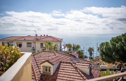 Piani-Ciapin Apartment | Discover Mare, Sole & Eucalipto: Pet-Friendly Oceanfront Retreat