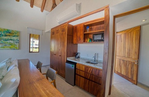 Ixtapa - Zihuatanejo Villa | Family-Friendly Getaway at Marea F29 Hotel