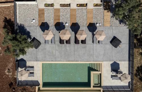 Korithi Apartment | Outstanding Marea Luxury Suites - Traverso, Child Friendly Stay