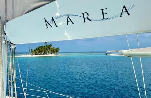 Carti Tupile Boat Rental | Experience the Bliss of Marea: All-Inclusive Catamaran Retreat