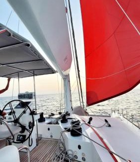 Carti Tupile Boat Rental | Experience the Bliss of Marea: All-Inclusive Catamaran Retreat