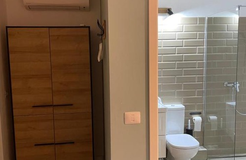 Timisoara House | Pet-Friendly Retreat at Maremi with Family Amenities