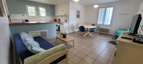 Mugron House | Budget-Friendly Maremne: Ideal for Family Getaways