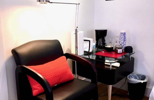 Marfa Apartment | Beautiful Marfa House El Balcon with Balcony Access