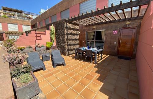 Los Lagos Apartment | Oceanfront Getaway at Marfolín 8 with Pool Access