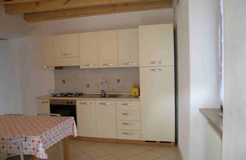 Castelletto Apartment | Cozy Margaret House Apartment with Kitchen Amenities