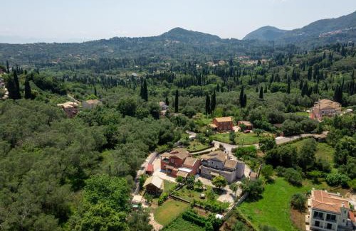 Corfu House | Inviting Margaritas House: Oceanfront Bliss in Corfu