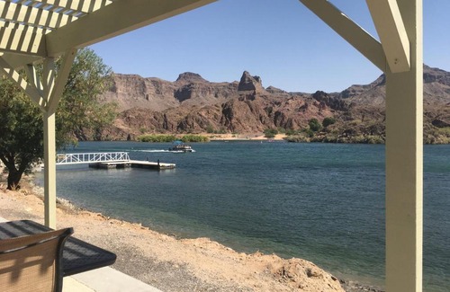 Parker Dam House | Experience Margaritaville at River Lodge: Pet-Friendly Fun!
