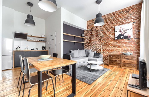 West Pomeranian Voivodeship Apartment | Pet-Friendly MARGI Absynth Apartment with Breakfast Options