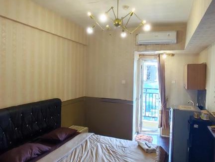 Pondokcina Apartment | Discover Margonda Residence 2: Family-Friendly Retreat