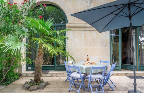 Pezenas Apartment | Experience Marguerite: Elegant Apartment with Ocean Views