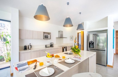 La Preneuse Villa | Discover Marguery Villas: Guest Rated 9.8 with Ocean Views