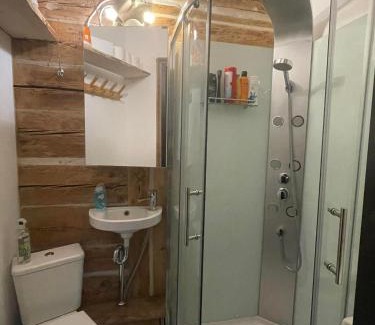 Voru Apartment | Cozy Margus Rentals with Oceanfront Views and Pet-Friendly