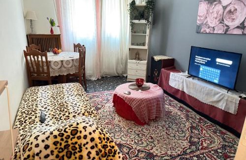 Larissa Apartment | Ideal Marys Apartment in Central Location with Family Amenities