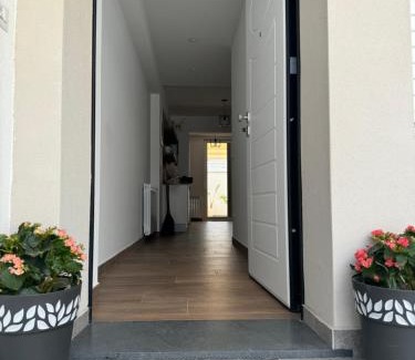 Santa Teresa di Riva Apartment | Maria Apartment: Family-Friendly with Oceanfront Views
