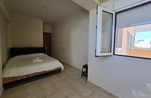 Korithion Apartment | Oceanfront Maria Beach Apartment with Top Amenities in Korinth