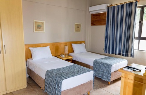 Santana Hotel | Family-Friendly Retreat at Maria Quitéria Hotel e Flat
