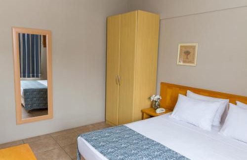 Santana Hotel | Cozy Getaway at Maria Quitéria Hotel & Flat with Pool