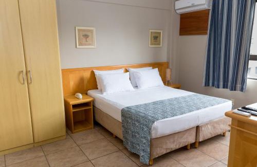 Santana Hotel | Cozy Getaway at Maria Quitéria Hotel & Flat with Pool