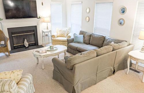 Ocean View House | Experience Family-Friendly Comfort at Maria's Bethany Blessing
