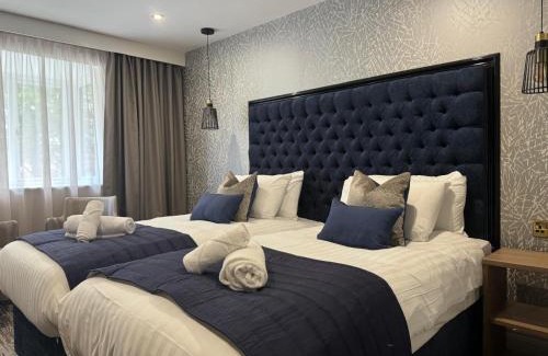 Dyserth Resort | Relax at Marian Resort And Spa with Oceanfront Views