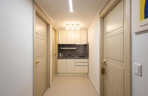 Yeonnam-dong Bed & Breakfast | Guest Rated: Marie's House 201 in Vibrant Hongdae