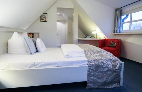 Brunen Hotel | Cozy Marienthaler Gasthof: Pet-Friendly Stay with Dining