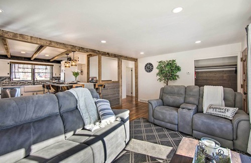 Maytown Cottage | Prime Marietta Home with Hot Tub and Pool Table Awaits!