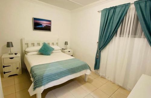 Arniston Apartment | Pet-Friendly Mariette's Cottage: Family-Friendly Retreat