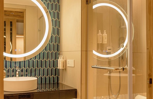 Ameerpet Hotel | Relax at Marigold by Greenpark: 4-Star Stay with Spa & Pool