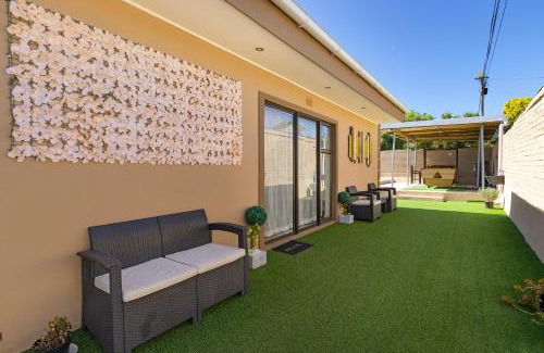 Trawal House | Pet-Friendly Marigold Hotel: Oceanfront Bliss Awaits