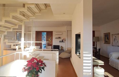 Cannizzaro House | Idyllic Marilù e il Mare - Oceanfront Terraced House Stay