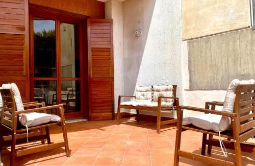Cannizzaro House | Idyllic Marilù e il Mare - Oceanfront Terraced House Stay