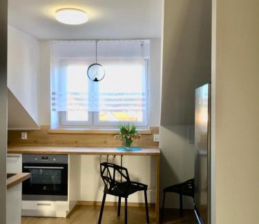 Kostrzyn Apartment | Marilyn Hotel: Family-Friendly Stay with 9/10 Guest Rating