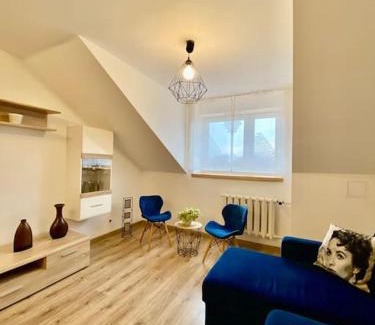 Kostrzyn Apartment | Marilyn Hotel: Family-Friendly Stay with 9/10 Guest Rating