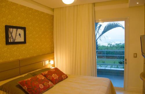 Canto Grande Hotel | Exceptional Marin Château: Oceanfront Bliss & Rated 10/10